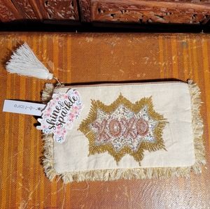 NWT Noor E Noire Beaded XOXO Zipper Pouch / Makeup Bag Valentine's Day